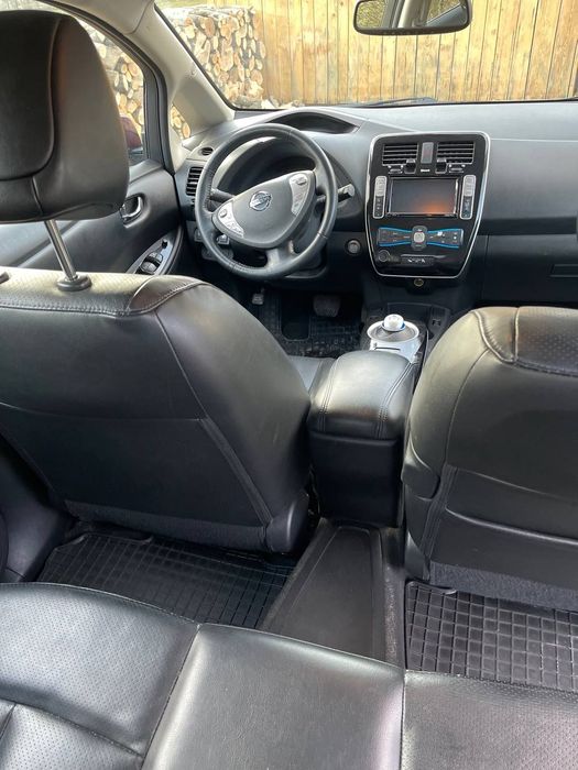 Nissan leaf 30kw