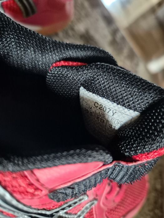 Buty Asics rozmiar 31 dziecięce