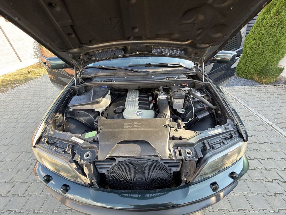 Продам BMW X5 3.0D автомат