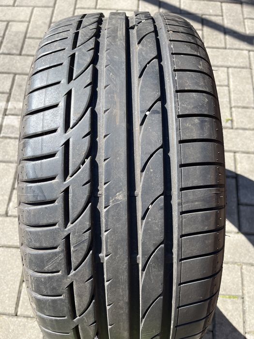 Opona używana 235/40 R19 Bridgestone Potenza S001