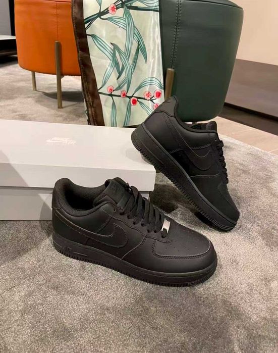 Nike_Air_Force_1_Czarny 38