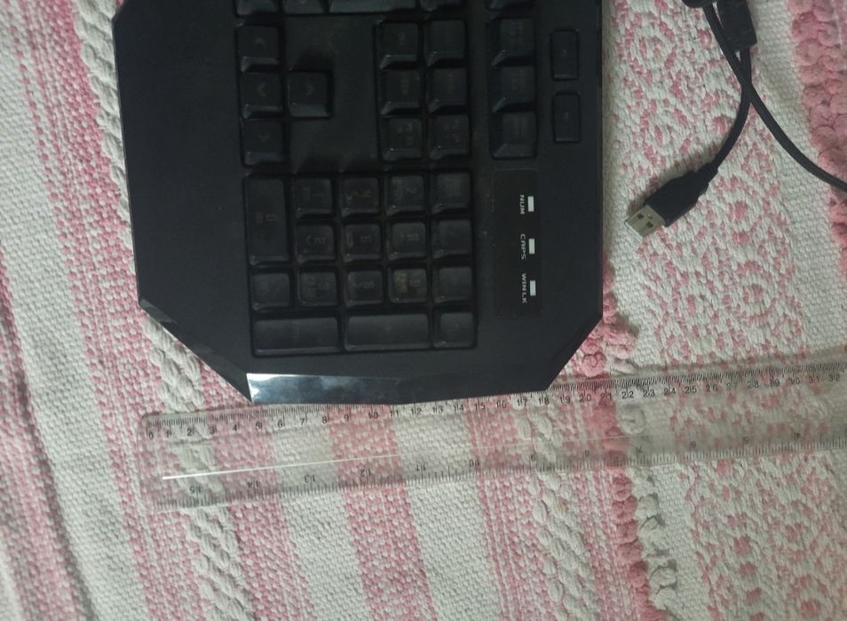 Teclado Krom Kodex