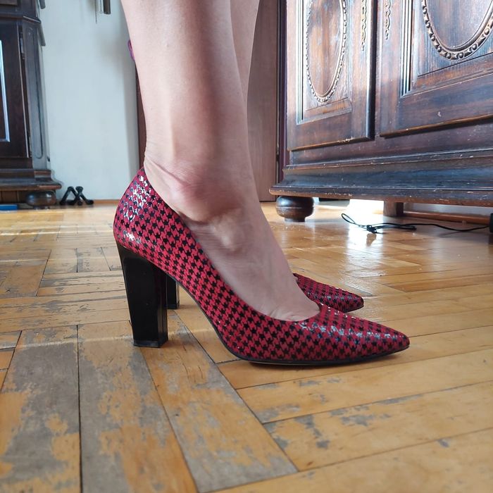 Buty skórzane na słupku r.40