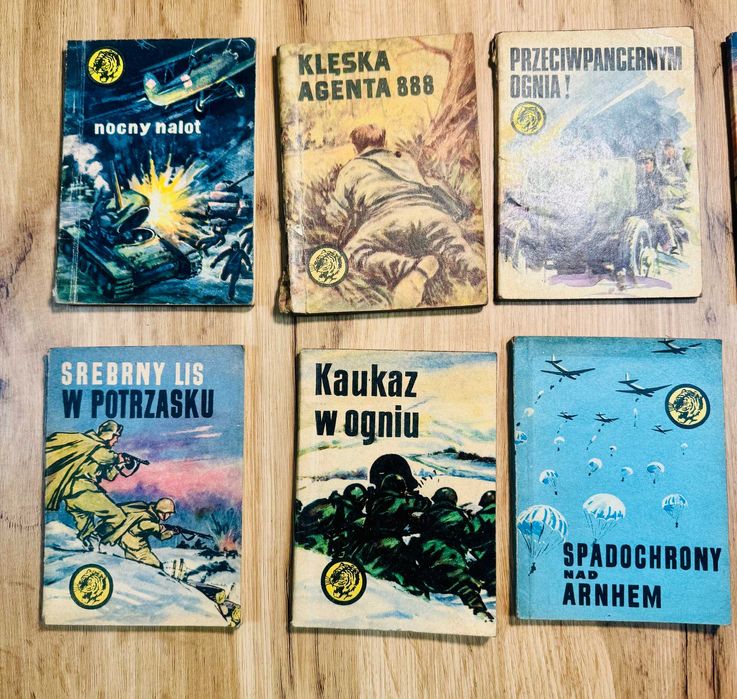Legendy PRL/ Zestaw 10 książeczek/ Tygryski/ lata 60-80 XXw./ Extra