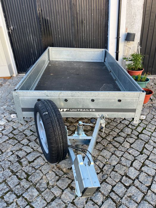Reboque para automóvel