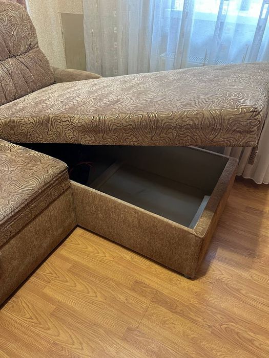 Угловой раскладной диван