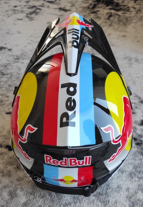 Nowy kask Red Bull rozm. M+gogle gratis!