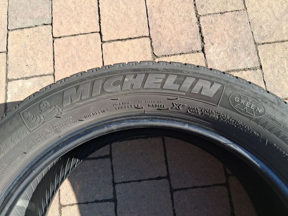 opony letnie 245/50R19