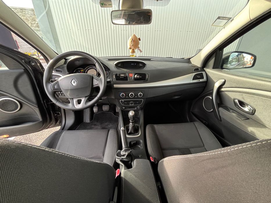 Megane tourer III 2011, carrinha de familia