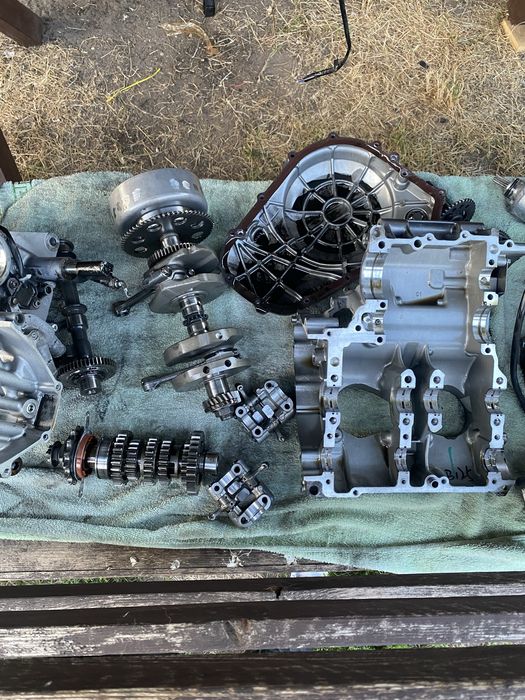 części suzuki inazuma 250