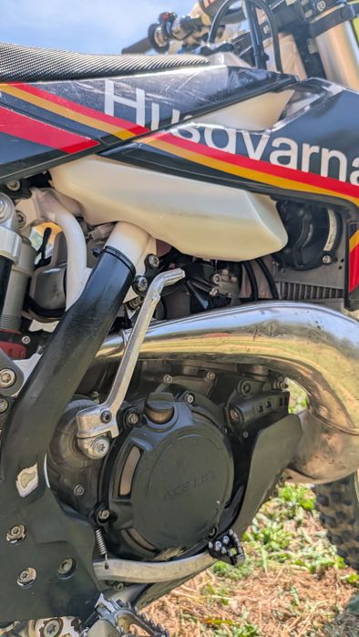 Husqvarna te300 tpi