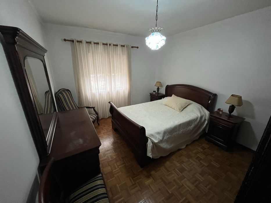 T2 mobilado em Ceira, 85 m², perto do Metro Mondego, com contrato