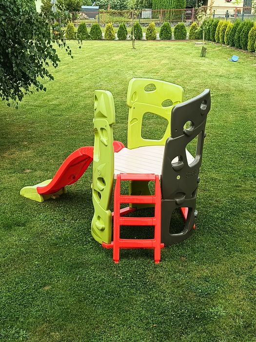 Ścianka spinaczkowa - zjeżdżalnia - plac zabaw