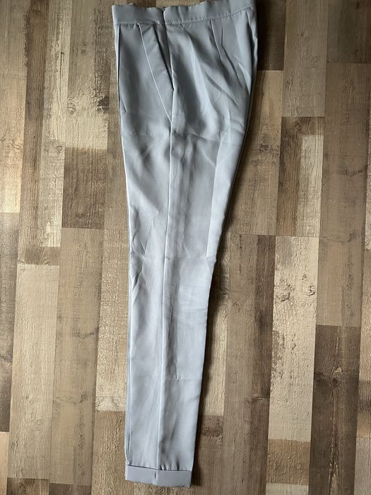 Костюм блакитного кольору