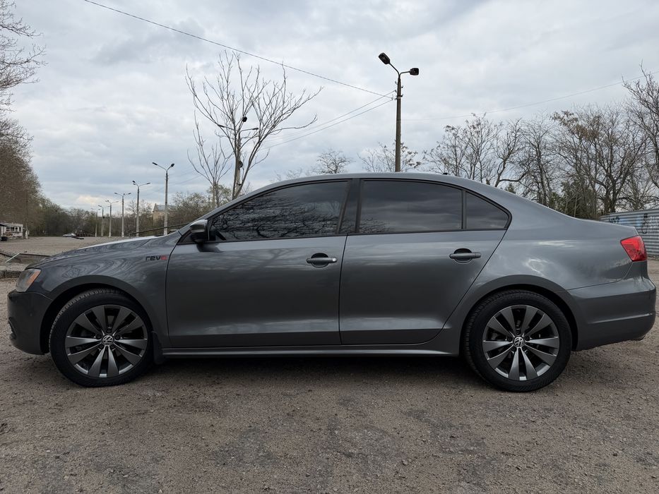 Volkswagen Jetta 2013/14