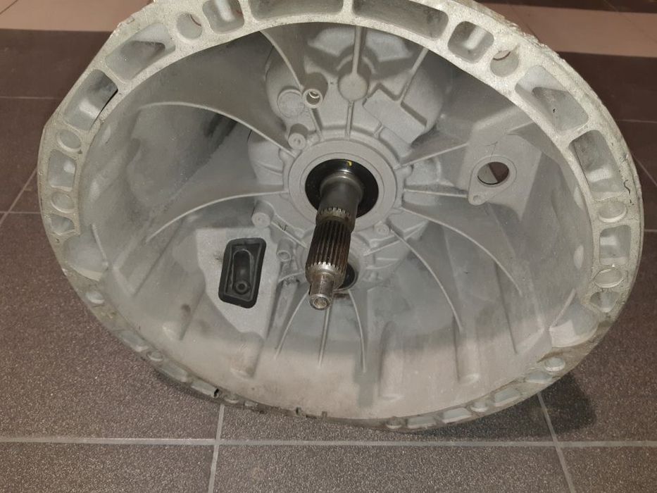 skrzynia biegów sprinter 318 418 518 3.0 180km v6 711660