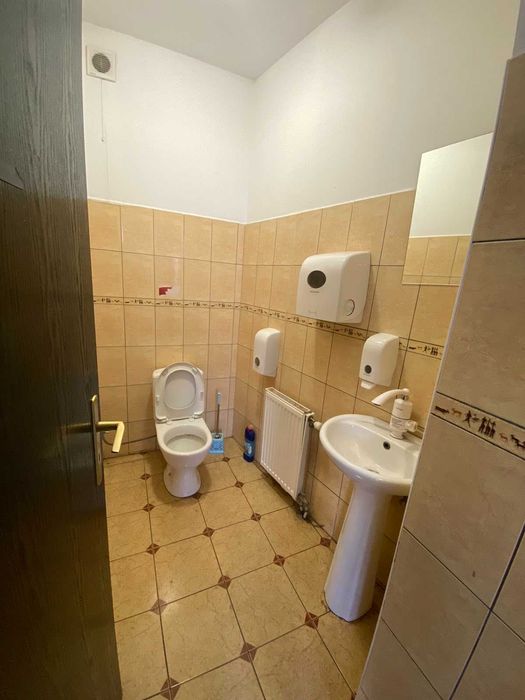 Продається приміщення комерційного призначення по вул.Мукачівська.