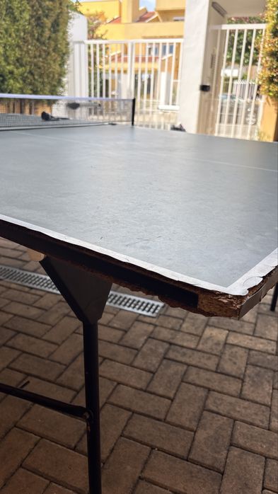 Mesa Ping Pong Interior