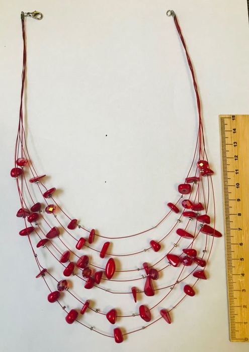 Коралове намисто, природній камінь