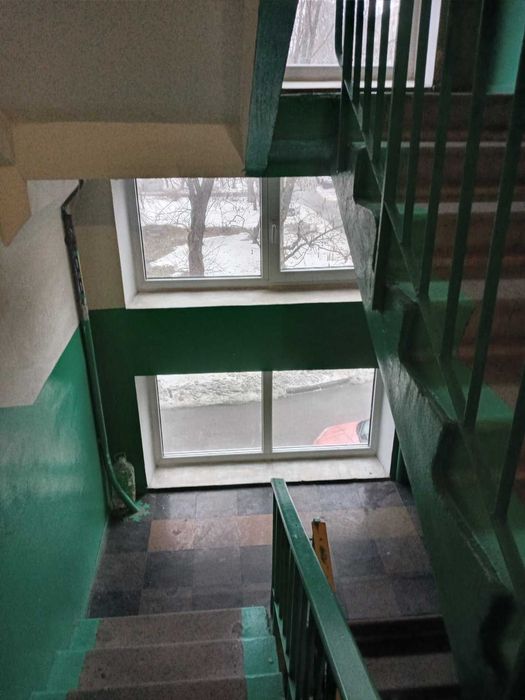 2-кімн. кв-ра Стеценка вул. 2, 47 м.кв метро Сирець-5 хвилин.