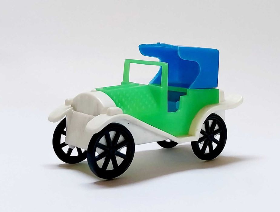 Miniatura carro antigo da Camy Nestlé