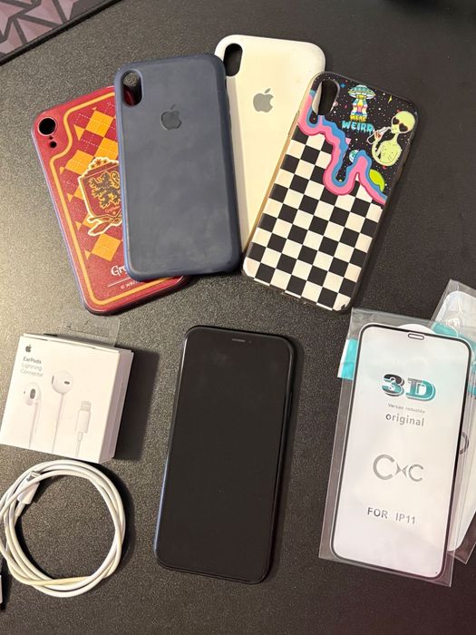 IPHONE XR - 128GB (película+auricular original novos!!)