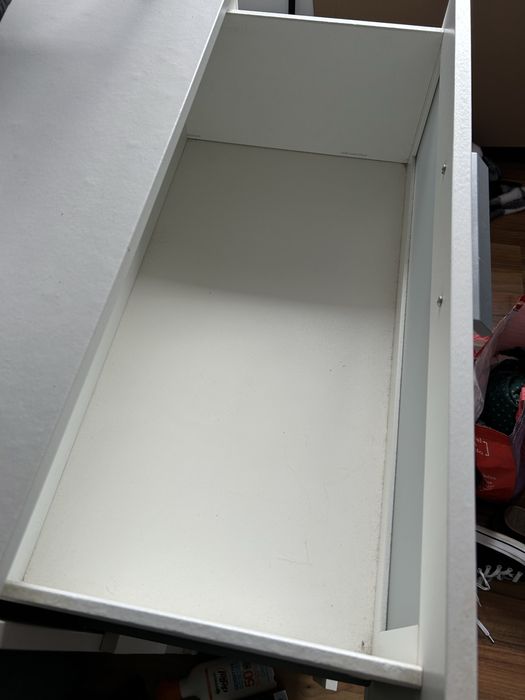 Cómoda BRIMNES Ikea