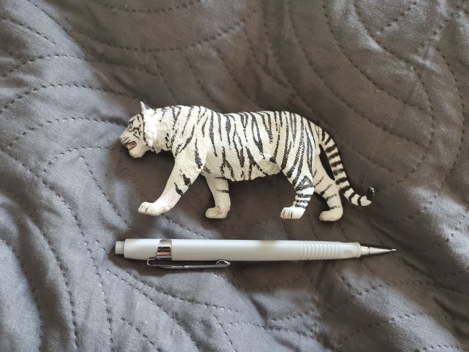 Zwierzątka figurki