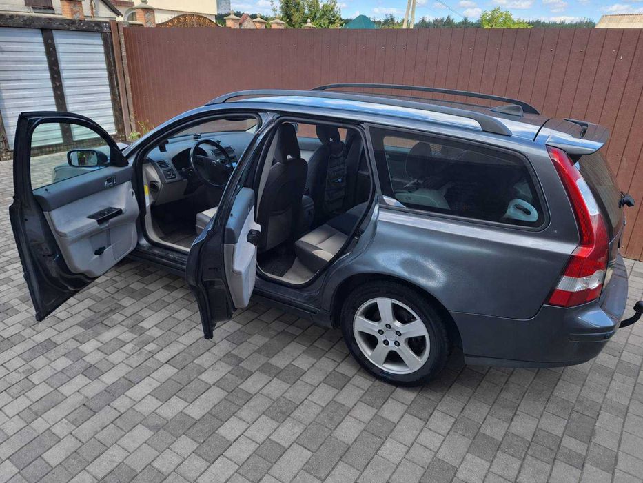 Volvo v50 2.4i 170 к.с. Ціна 257 000 грн.