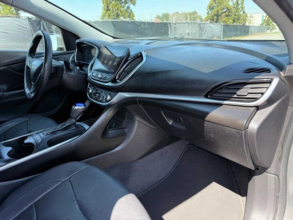 Chevrolet Volt Premier      2017