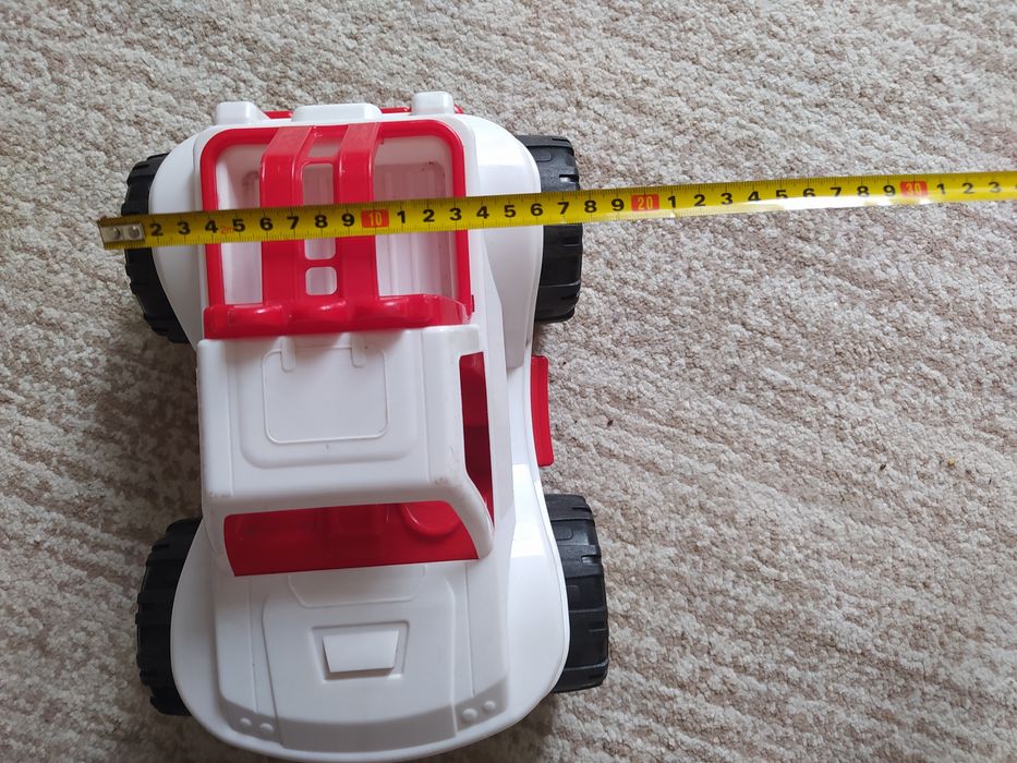 Продам детскую машинку