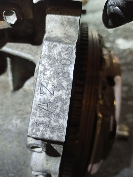 Двигун мотор двигатель 1AZ-FSE 2.0i Toyota Avensis T25 rav4 verso