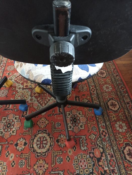 Крісло  офісне дитяче