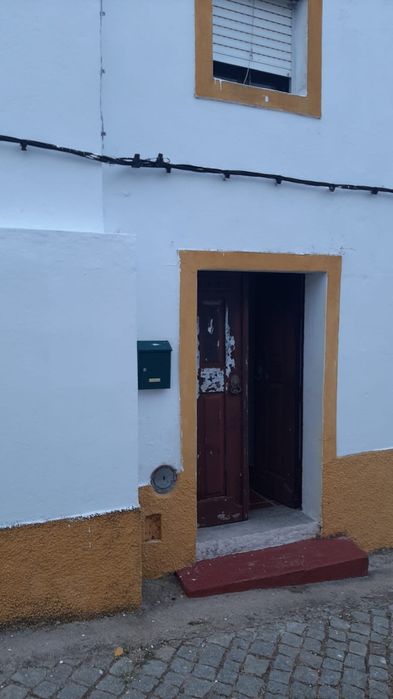 Arrenda um casa germina em Barbacena