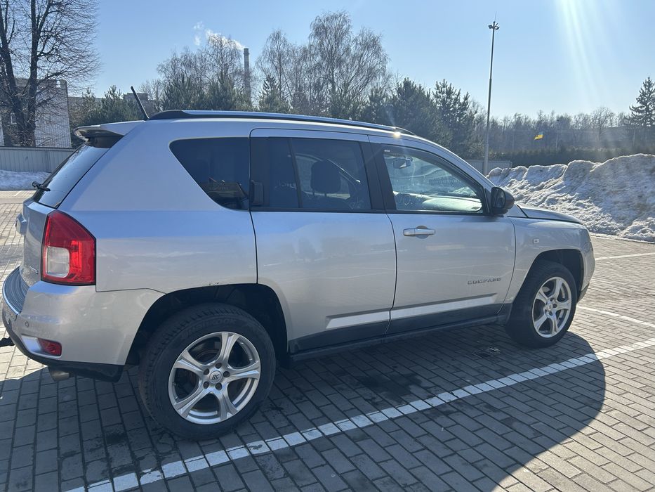 Jeep compass 2011р механіка