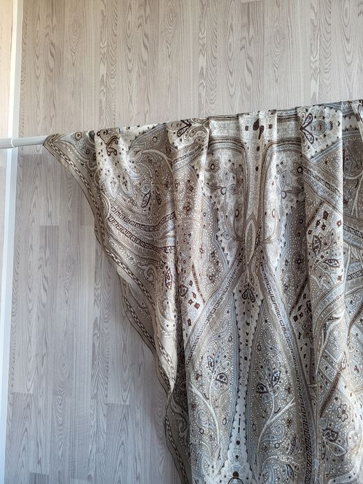 Велика невагома хустка натурального шовку