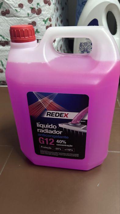 Pack Fluidos Automóveis: Travões DOT4 + Anticongelante G12 / AF13++