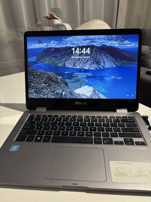 Laptop Asus ekran dotykowy 360