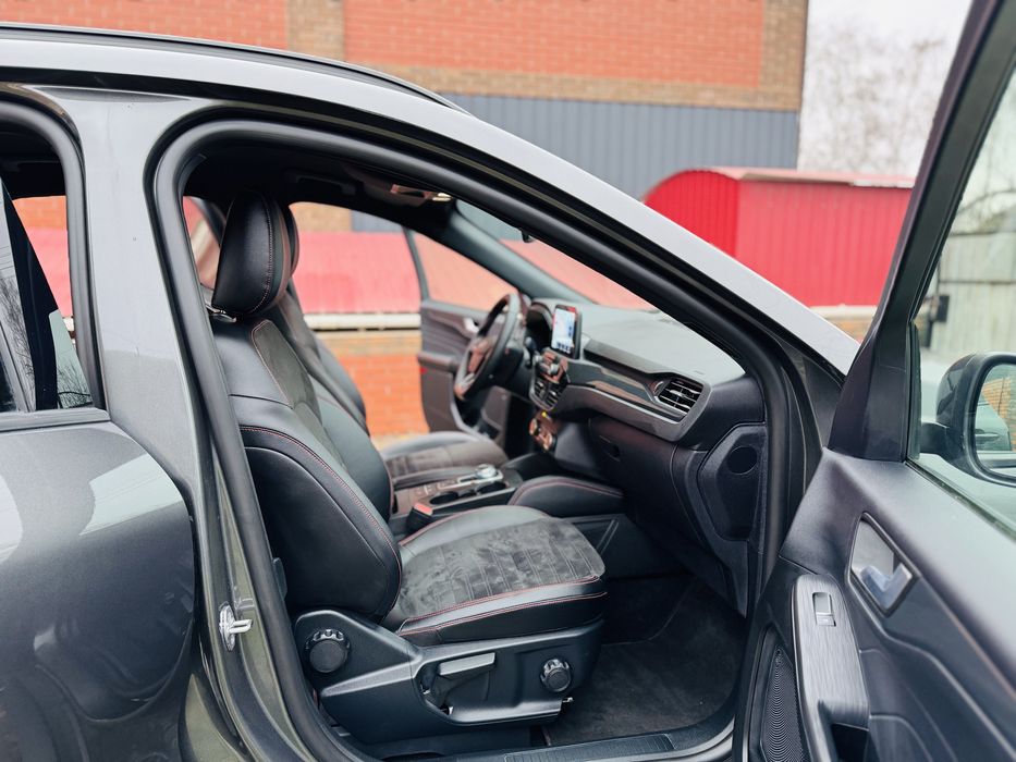 Ford Kuga 2.5PHEV eCVT AWD ST-Line 2023 рік