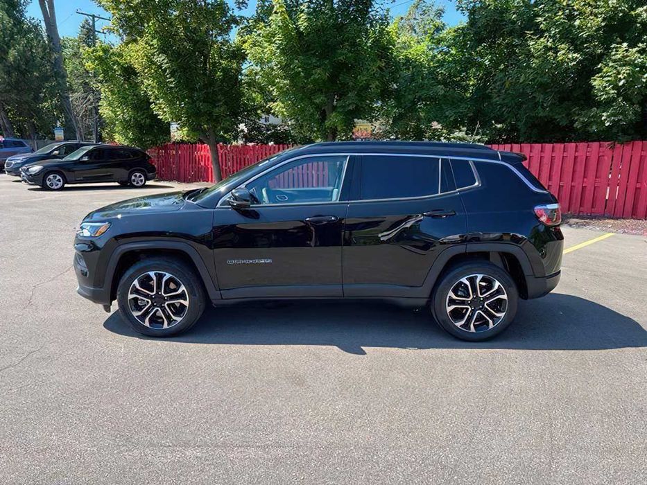 Jeep Compass      2023