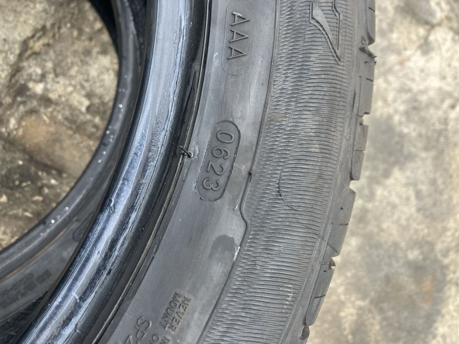Pneus 235/50 R18