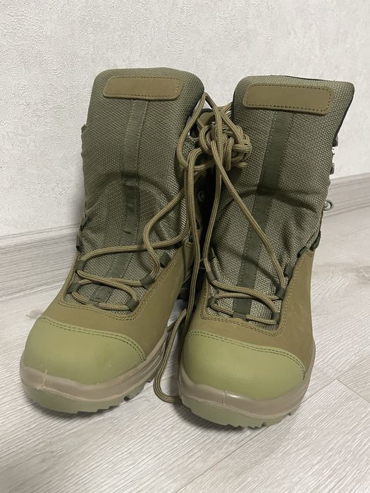 Продам зимние берцы