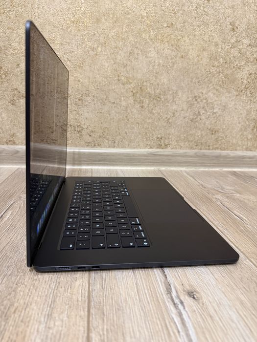 MacBook Air 15 M4 Chip 2025 24/512GB Midnight: 63 500 грн