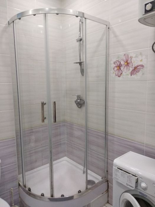 Виноградарь Новострой. Светлая 2 к. Светлицкого 35. посуточная аренда