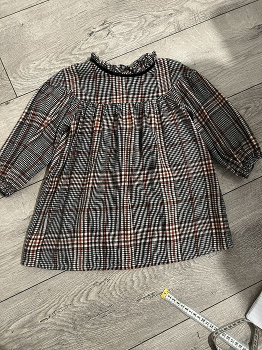 Сукня для дівчинки