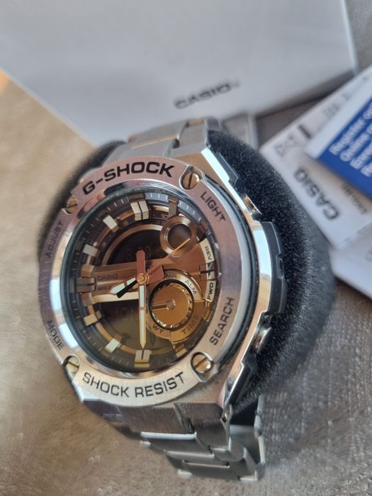 Zegarek Casio GST-210D