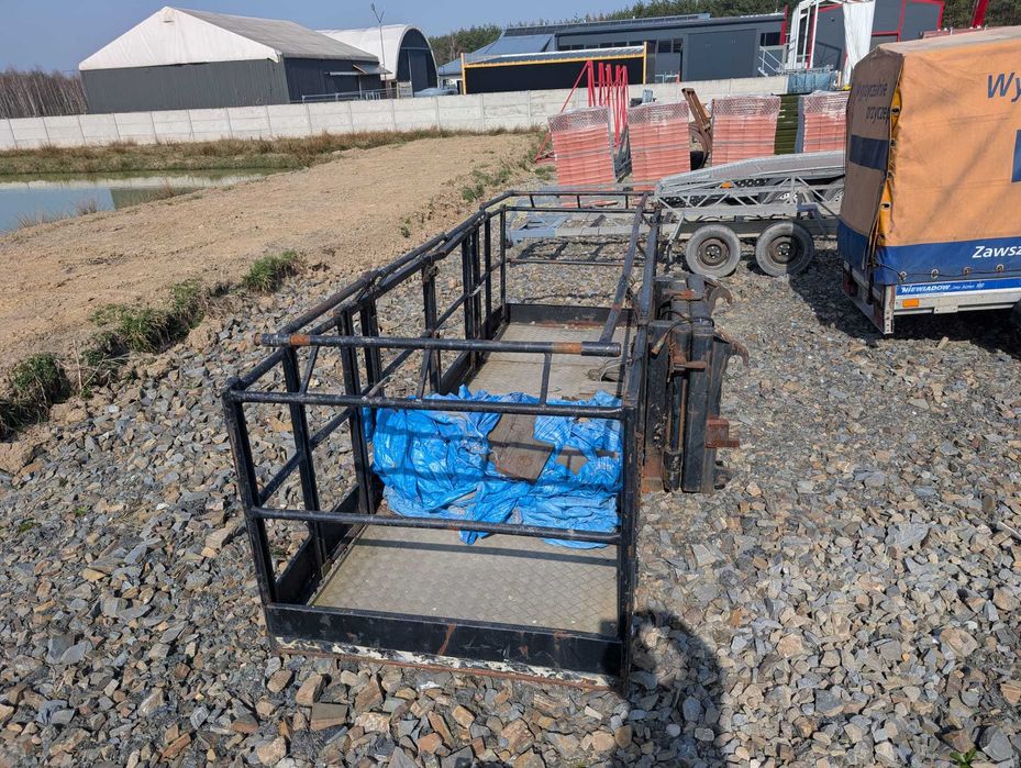 Kosz roboczy do ładowarki teleskopowej