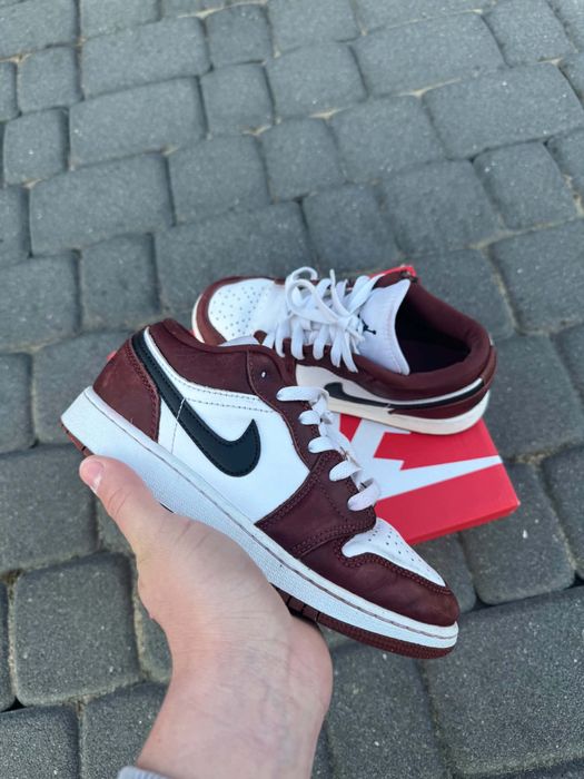 BUTY Air Jordan 1 Low Bordeaux • Oryginał • Rozm 36,5 EUR• Uszkodzone