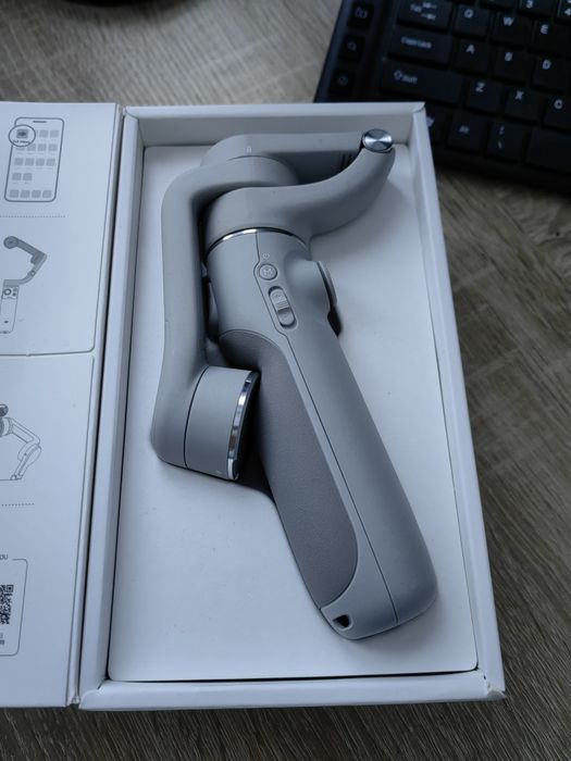 Dji om 5    prawie nowy  raz użyty.