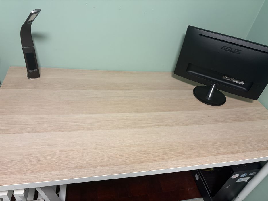 Mesa de Escritorio IKEA